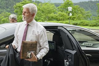 Prezident Pavel oslnil organizátory Formule 1. Na...